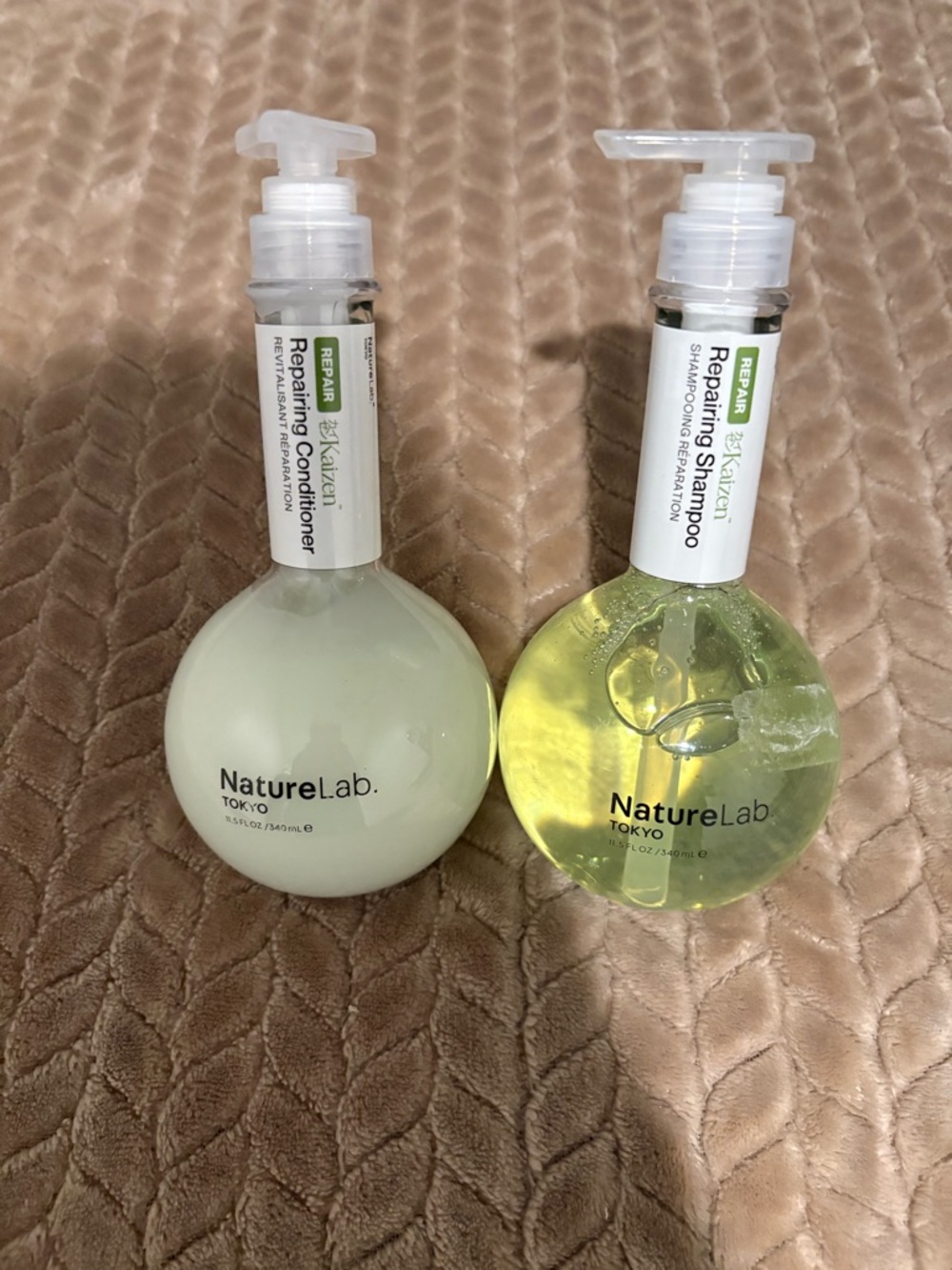 NatureLab. Tokyo Repairing Shampoo & Conditioner